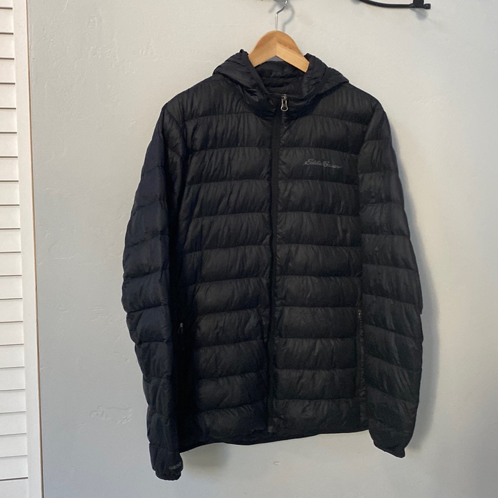 Men’s Eddie Bauer down jacket, black, medium.